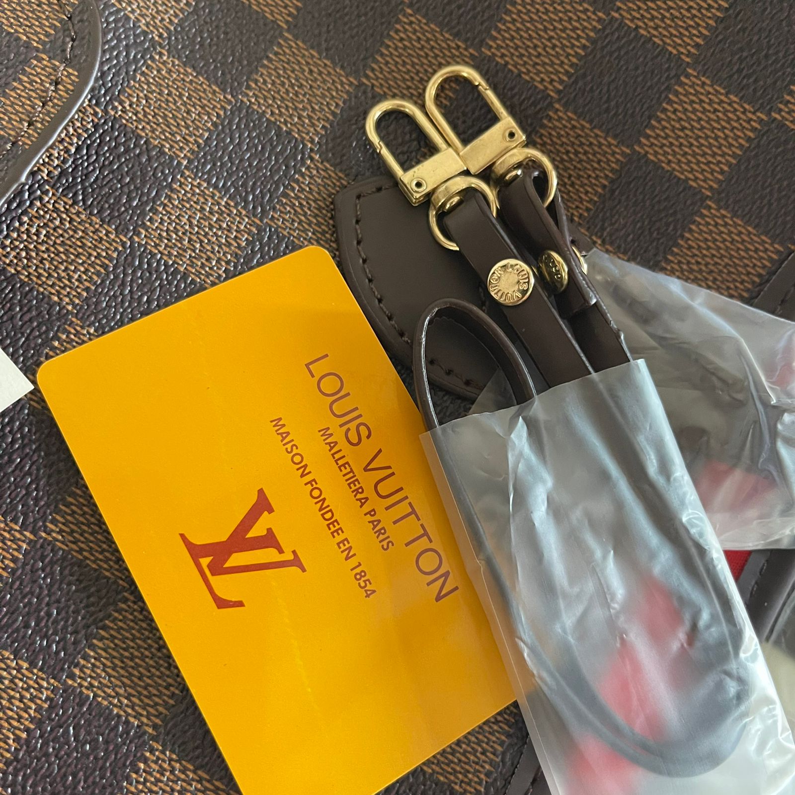 LV Neverfull Bag - Image 4