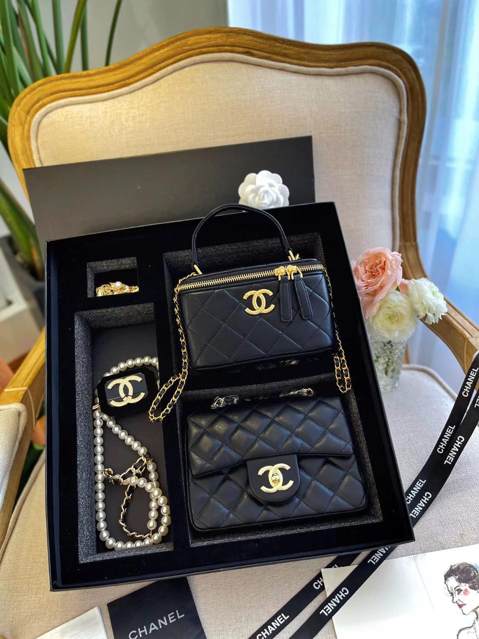 Chanel Holiday gift set unboxing  Chanel Holiday Gift sets 2021  Chanel  Holiday 2021  YouTube