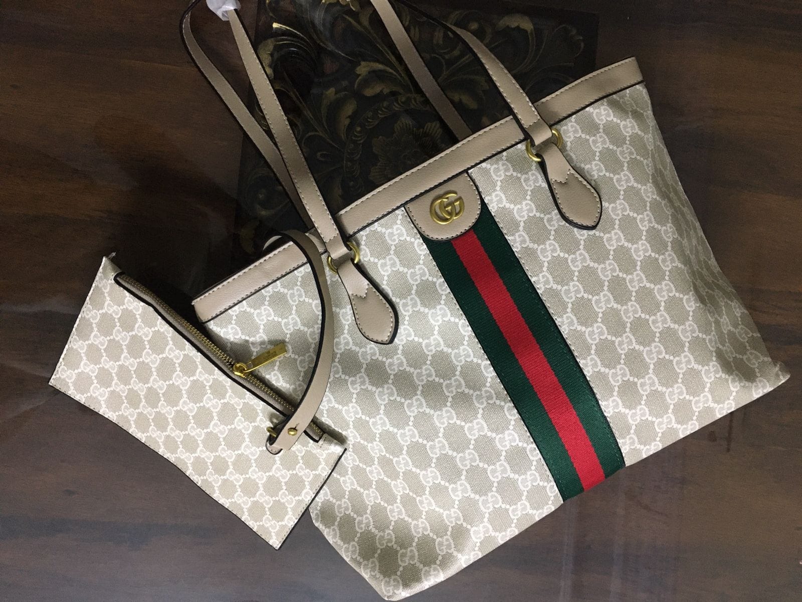 GUCCI ZIPPER TOTE WITH POUCH