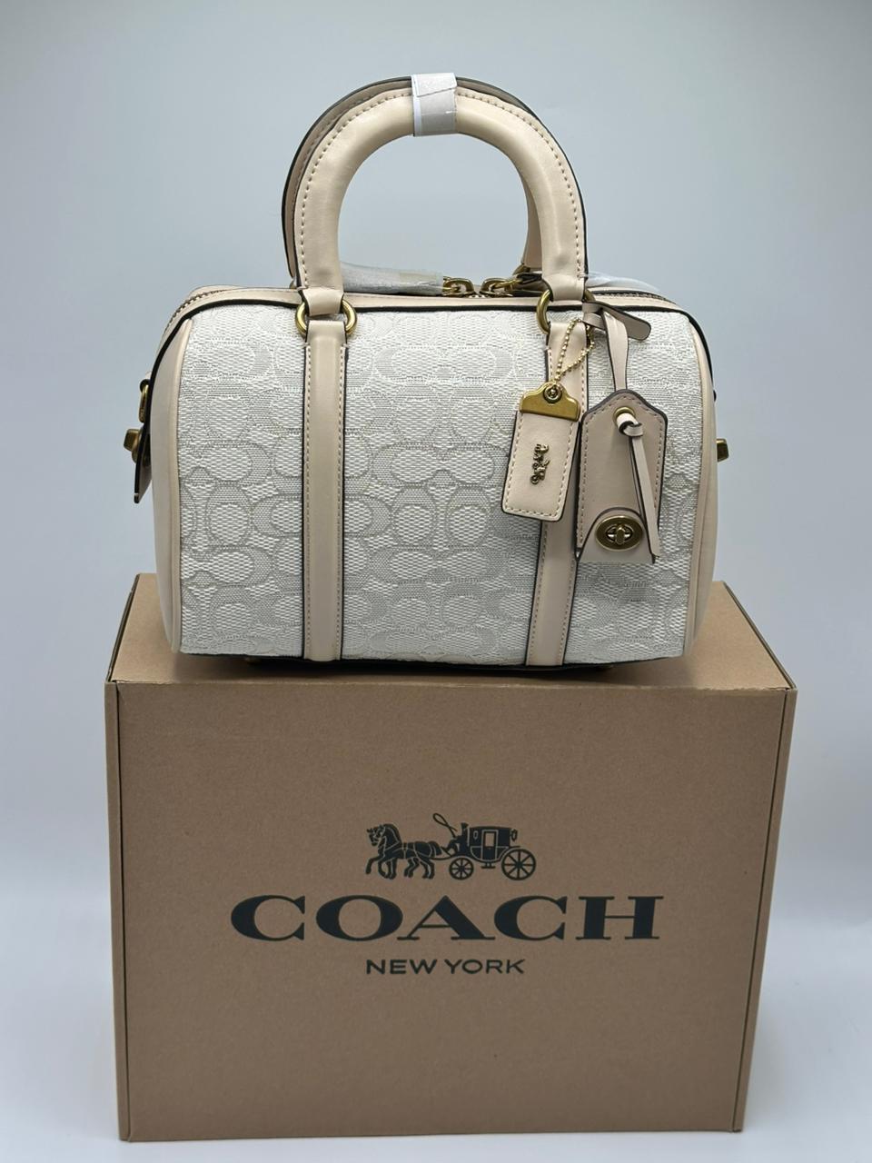 Coach Duffle Bag - Image 8