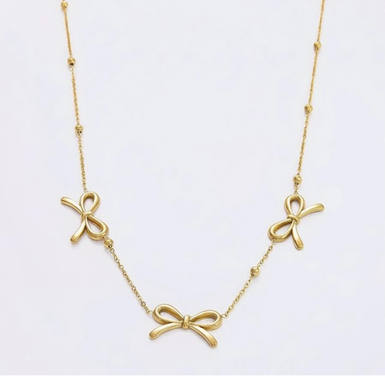 Pretty Bow Necklace